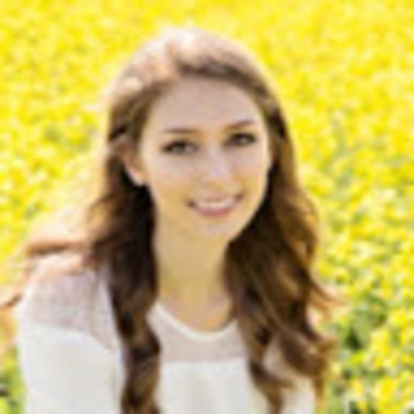 Meet your Posher, Stacie - Picture 1 of 1